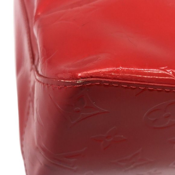 Auth LOUIS VUITTON Reade MM Rouge Monogram Vernis Handbag - Picture 11 of 14